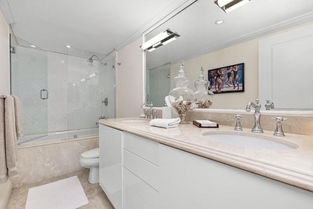 250 Bradley Place 309, Palm Beach, FL 33480