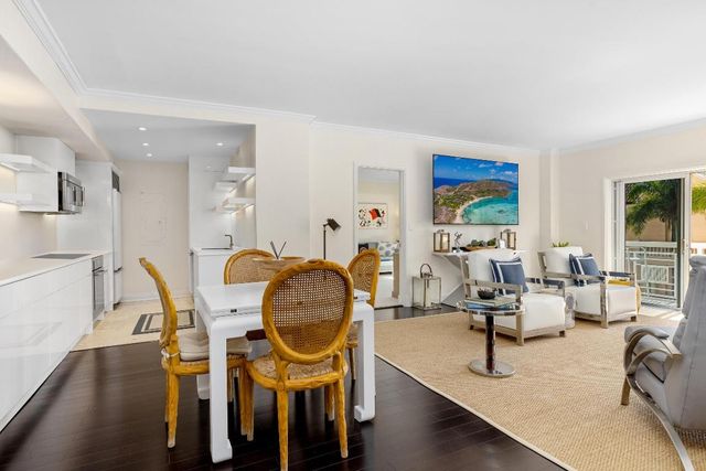 250 Bradley Place 309, Palm Beach, FL 33480