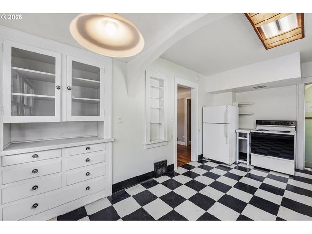 6521 Se 16TH Ave, Portland, OR 97202