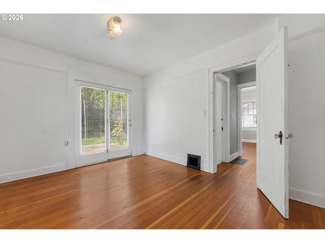 6521 Se 16TH Ave, Portland, OR 97202