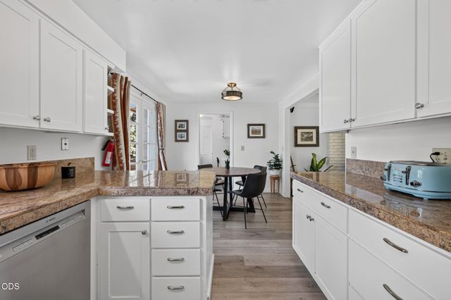 2258 NW 6th Street, Bend, OR 97703