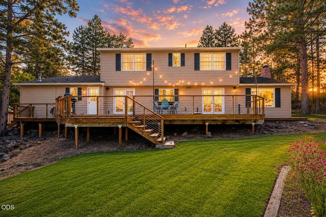2258 NW 6th Street, Bend, OR 97703