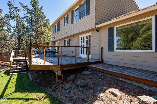 2258 NW 6th Street, Bend, OR 97703
