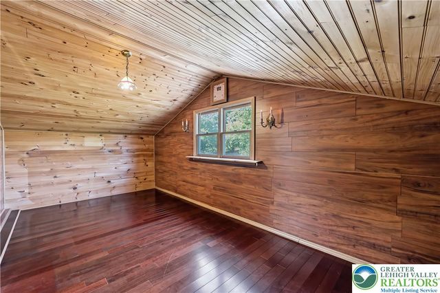 4475 Beechwood Lane, Lower Macungie Twp, PA 18103