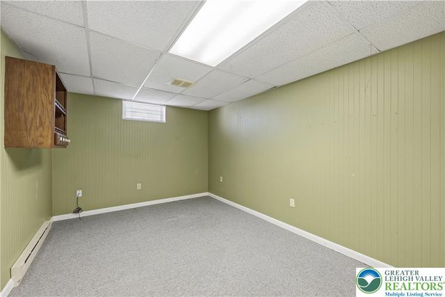 4475 Beechwood Lane, Lower Macungie Twp, PA 18103