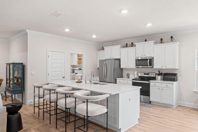 44 Secluded Circle, Freeport, FL 32439