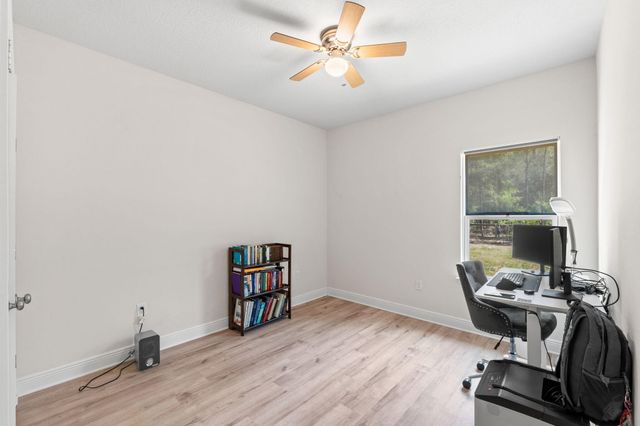 44 Secluded Circle, Freeport, FL 32439