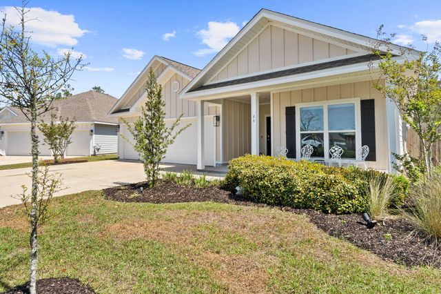 44 Secluded Circle, Freeport, FL 32439