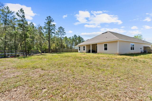 44 Secluded Circle, Freeport, FL 32439