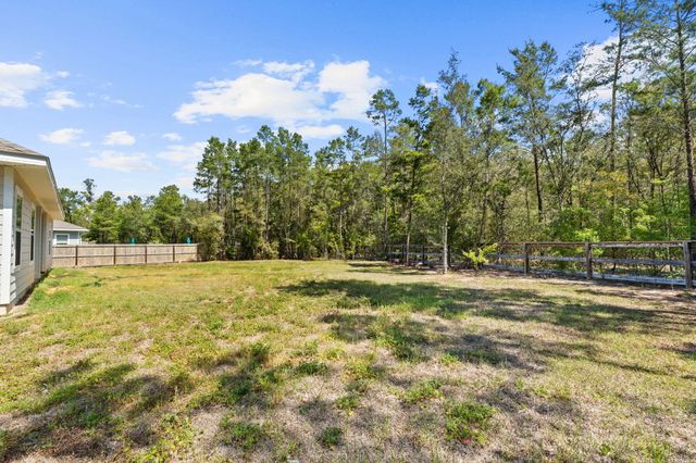 44 Secluded Circle, Freeport, FL 32439