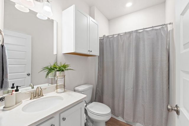 44 Secluded Circle, Freeport, FL 32439