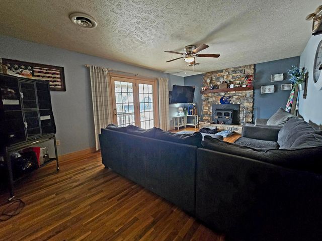 3125 Old Bull Road, Eubank, KY 42567