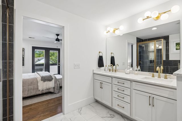 4902B Illinois Ave, Nashville, TN 37209