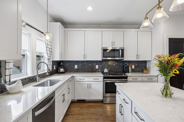 4902B Illinois Ave, Nashville, TN 37209