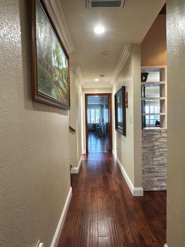 2502 Canyon Creek Dr, Stockton, CA 95207