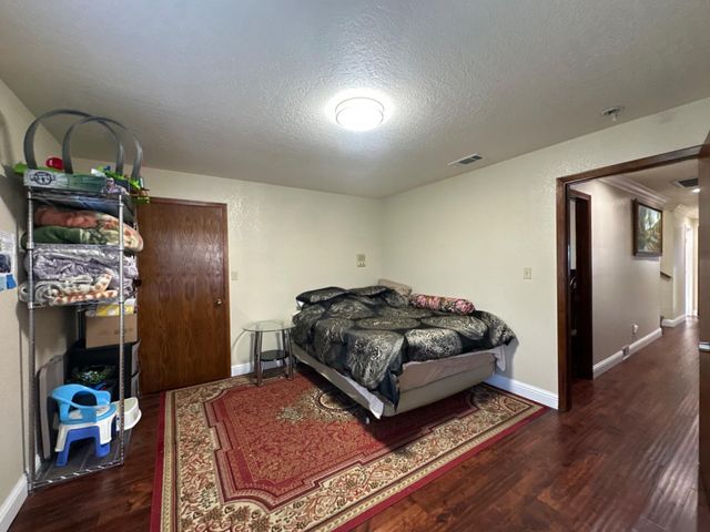 2502 Canyon Creek Dr, Stockton, CA 95207