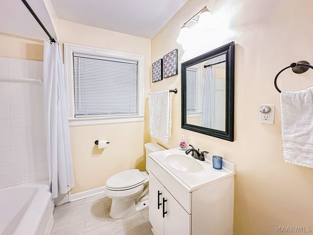 118 Brantwood Drive, Montgomery, AL 36109