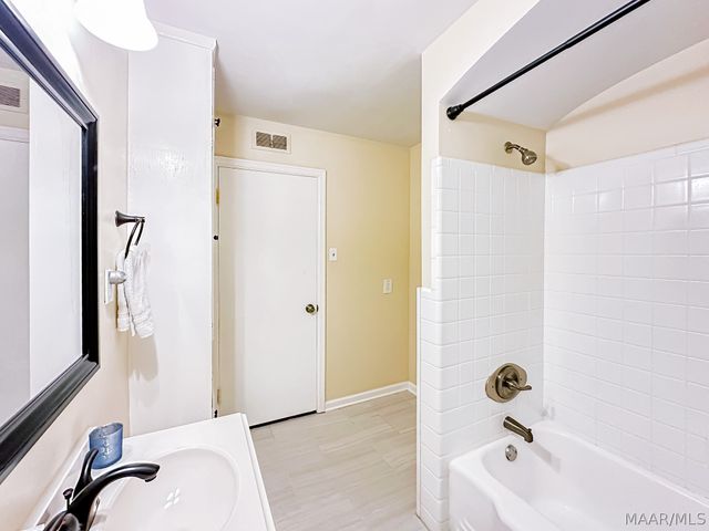 118 Brantwood Drive, Montgomery, AL 36109