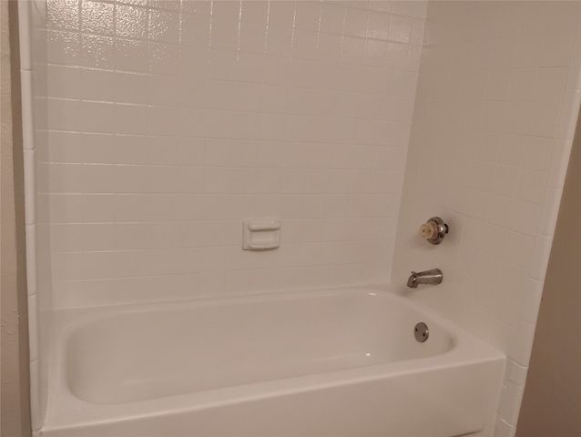 14800 Enterprise Drive 18A, Farmers Branch, TX 75234