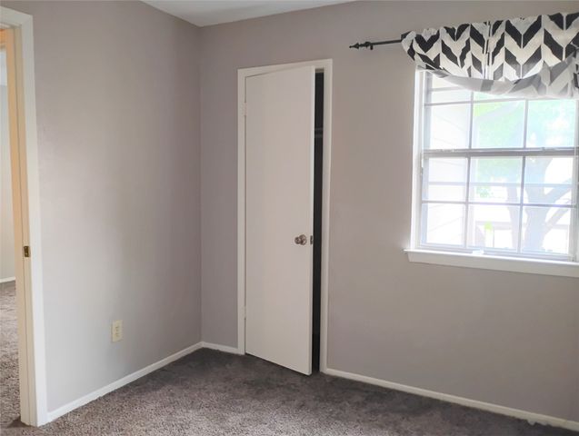 14800 Enterprise Drive 18A, Farmers Branch, TX 75234