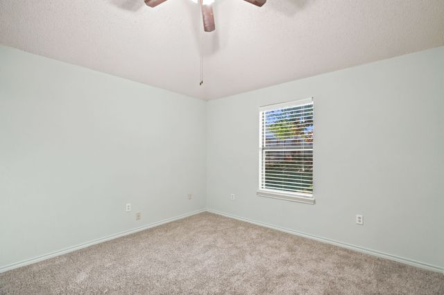 927 Freestone Drive, Arlington, TX 76017