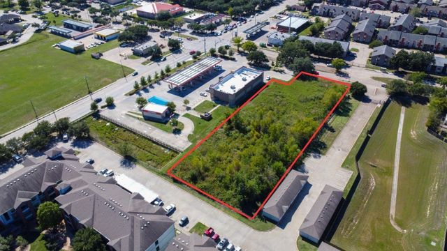 3340 W Little York Road, Houston, TX 77091