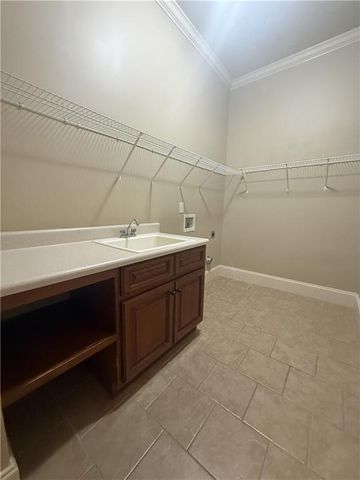 3951 Sovereign Drive, Buford, GA 30519