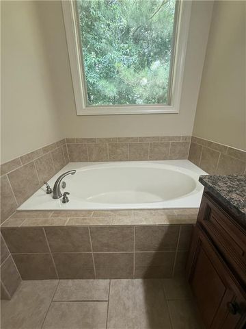 3951 Sovereign Drive, Buford, GA 30519
