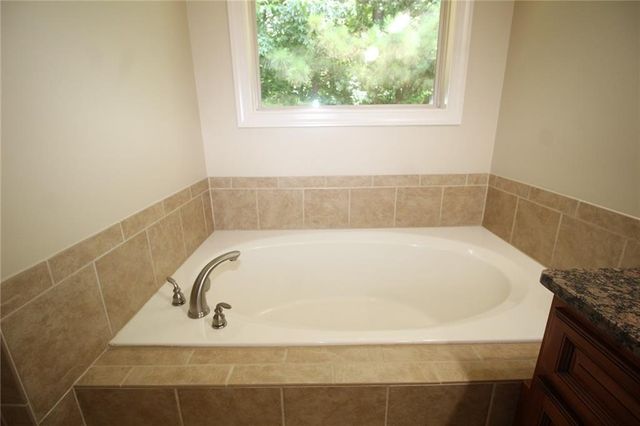 3951 Sovereign Drive, Buford, GA 30519