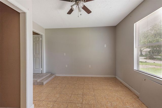 202 Norview Drive, Houston, TX 77022