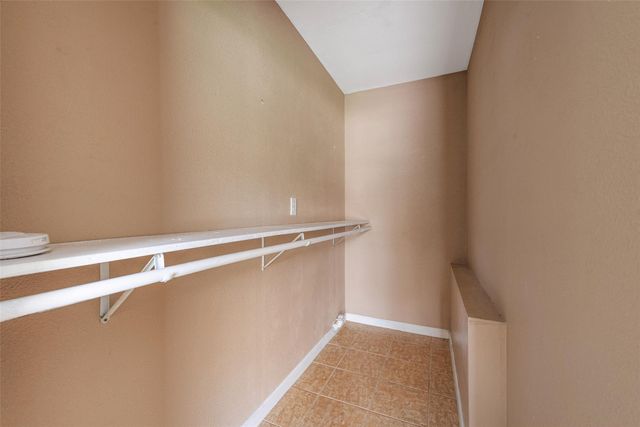 202 Norview Drive, Houston, TX 77022