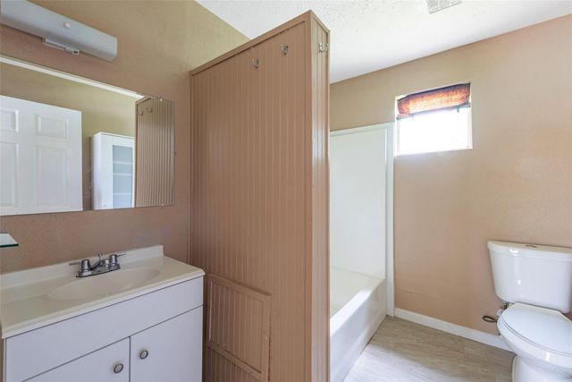 202 Norview Drive, Houston, TX 77022