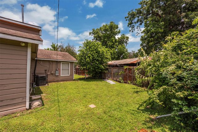 202 Norview Drive, Houston, TX 77022