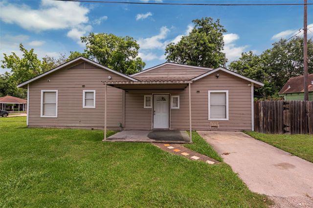 202 Norview Drive, Houston, TX 77022