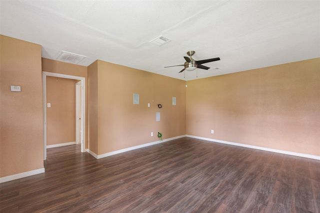 202 Norview Drive, Houston, TX 77022