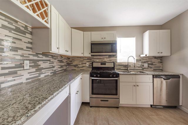 202 Norview Drive, Houston, TX 77022