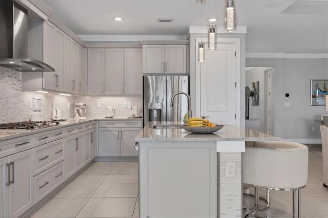 4947 SURFSIDE CIRCLE, Bradenton, FL 34211