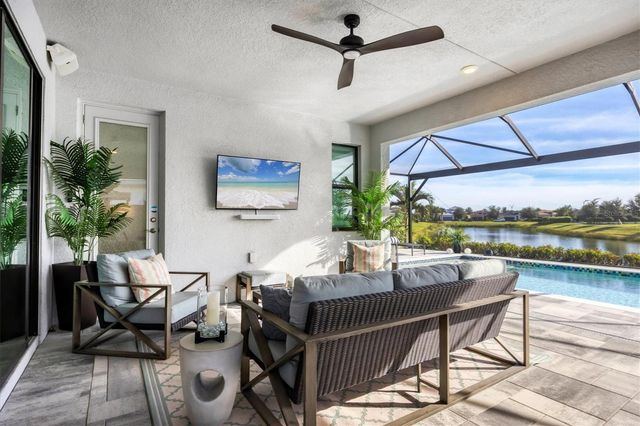 4947 SURFSIDE CIRCLE, Bradenton, FL 34211