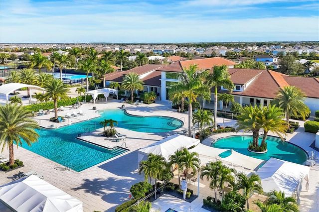 4947 SURFSIDE CIRCLE, Bradenton, FL 34211