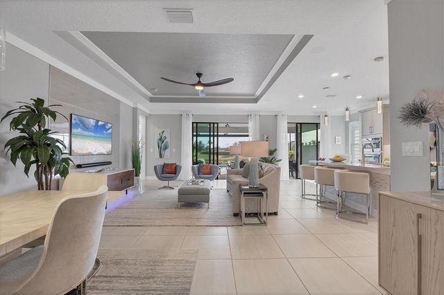 4947 SURFSIDE CIRCLE, Bradenton, FL 34211