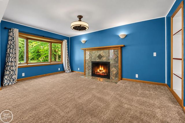 52161 Brentwood Drive, Shelby Twp, MI 48316