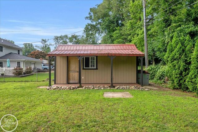 52161 Brentwood Drive, Shelby Twp, MI 48316