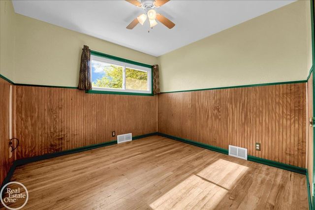 52161 Brentwood Drive, Shelby Twp, MI 48316