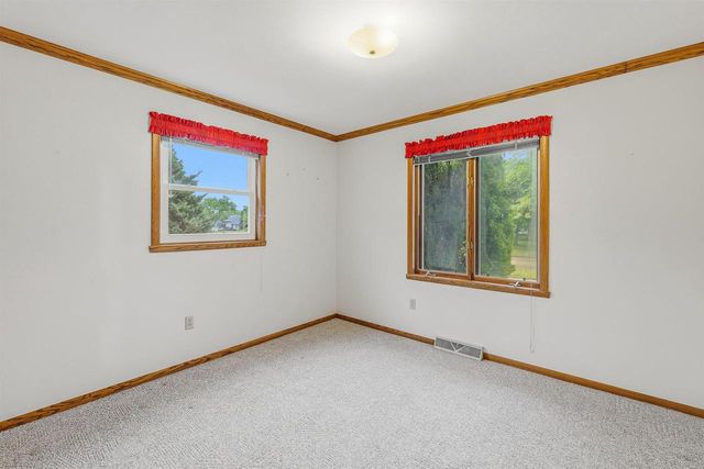 542 WAKEFIELD AVENUE, Fond Du Lac, WI 54935