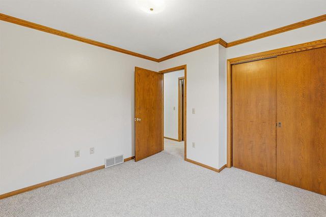 542 WAKEFIELD AVENUE, Fond Du Lac, WI 54935