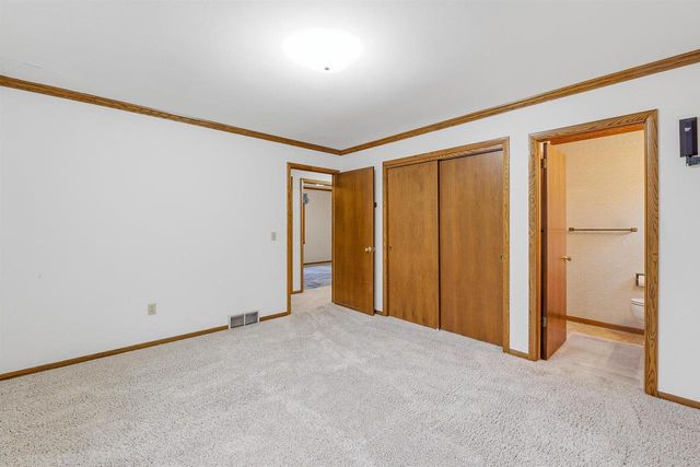 542 WAKEFIELD AVENUE, Fond Du Lac, WI 54935