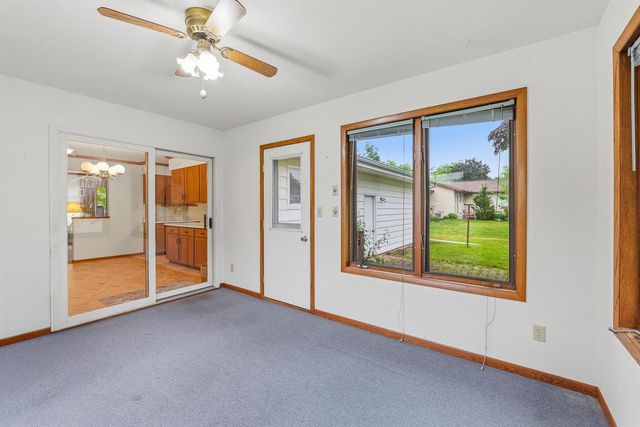 542 WAKEFIELD AVENUE, Fond Du Lac, WI 54935