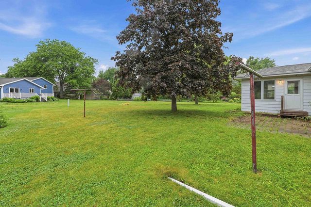 542 WAKEFIELD AVENUE, Fond Du Lac, WI 54935