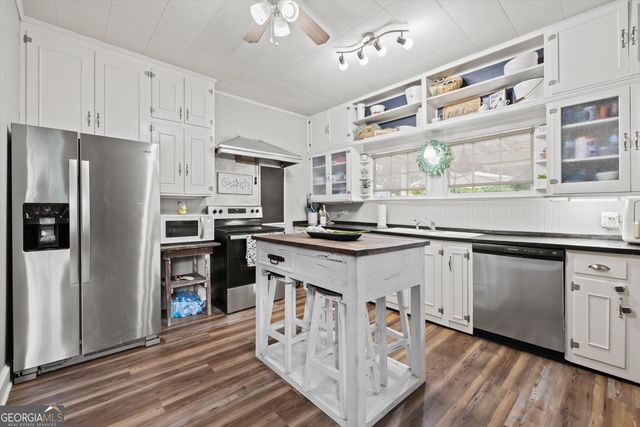 157 Park Avenue, Trion, GA 30753