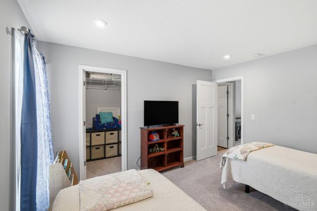 8260 Button Bush Place, West Chester, OH 45069